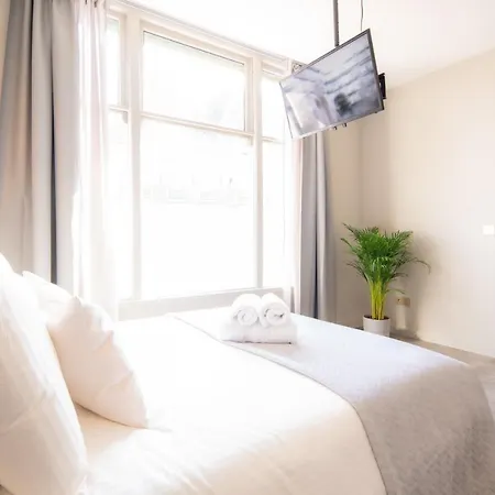 Newly Build Utopia City Penthouse 7-Minutes From Rotterdam Cs App3-2